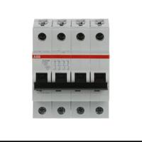Interruttore magnetotermico ABB S204M C25