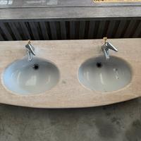 Doppio lavandino con top in marmo