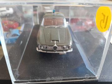 Alfa Romeo 2600 Polizia  Modellino  Scala 1_43 