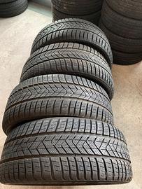 Pneumatici invernali 235 45 18 Pirelli