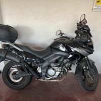 Suzuki V-strom 650