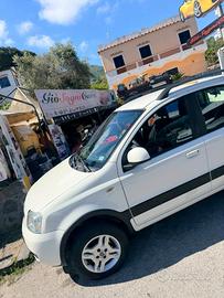 Fiat Panda 1.3 MJT 16V DPF 4x4 Climbing
