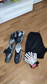 Scarpe 45/46, guanti, pantaloni da portiere
