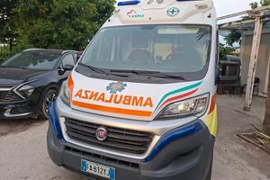 Fiat ducato allestimento ambulanza