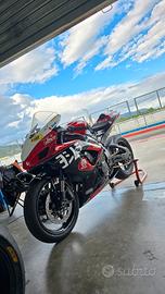 Gsxr 750 k7 pista