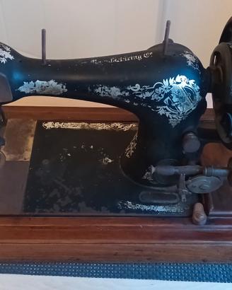 Vecchia Macchina da Cucire Singer 48K del 1906