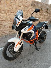 KTM 1290 R 2021
