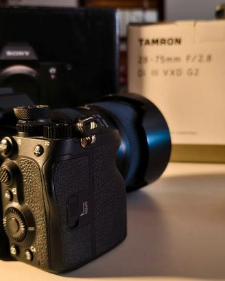 Sony A7RV + obiettivo Tamron 28-75 f/2.8 G2 + acce