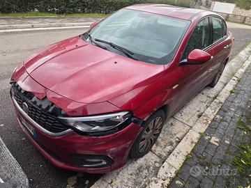 Fiat Tipo 1.6 Mjt 4 porte Opening Edition - 2016