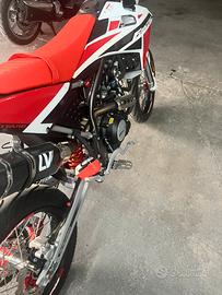fantic motard xmF 125