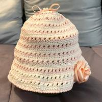 Vintage cappellino bimba a uncinetto