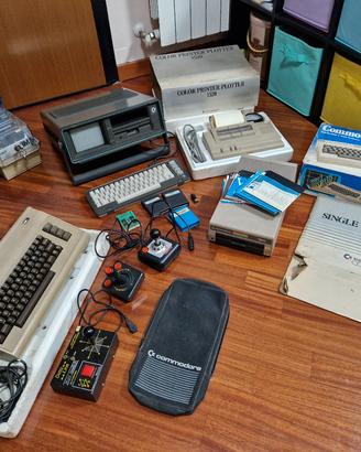 2 Commodore 64 