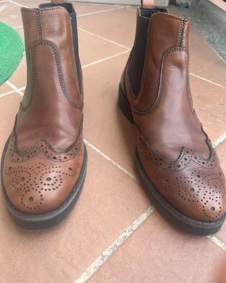 Stivaletto in pelle donna