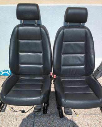 Sedili in pelle Audi a4 b6 berlina. 