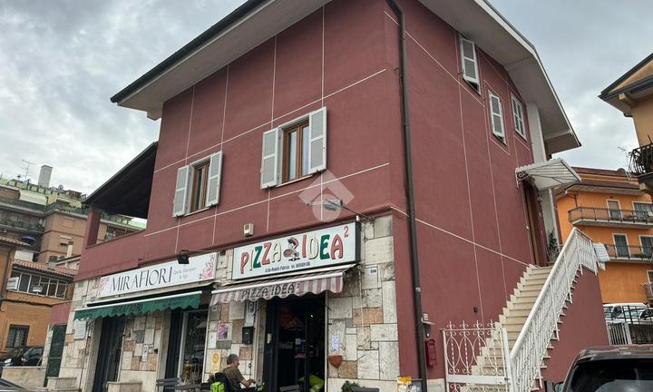 MULTILOCALE A SAN CESAREO