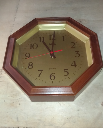 Orologio da parete in legno