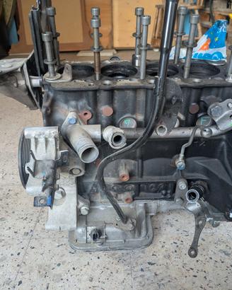 Blocco motore pezzi opel astra sport tuorer ecotec