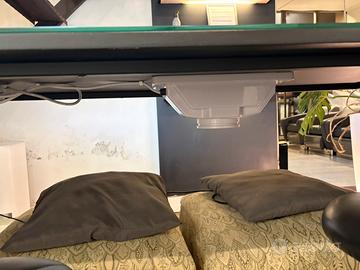 Tavolo per onicotecnica