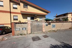 Appartamento a Fiumicino 6 locali