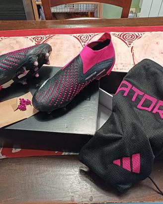 scarpe da calcio..