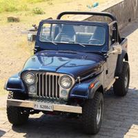 Noleggio Jeep cj7 Renegade