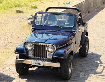 Noleggio Jeep cj7 Renegade