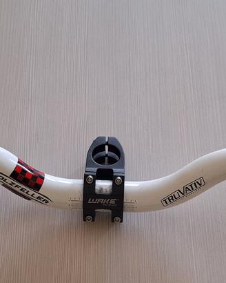 Riser Bar MTB Manubrio 71cm + attacco Wake