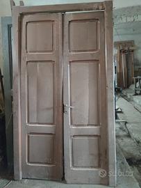 Porta in legno 