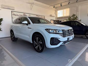 Volkswagen Touareg 3.0 V6 TDI 231 CV SCR R-Line