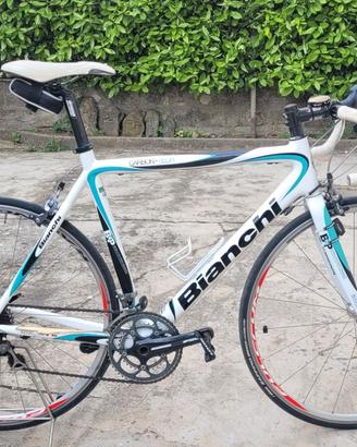 Bicicletta Bianchi in carbonio usata pochissimo