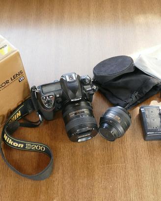 Nikon D200 + Nikkor 24-85mmG ED VR +35mm 1.8