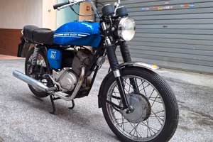 MOTO GUZZI STORNELLO 160 - SEMINUOVO CON 8500 KM