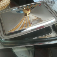 Pirofila con vassoio e coperchio