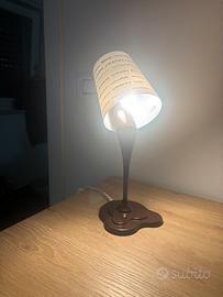 Lampada da tavolo “ciccolata calda versata