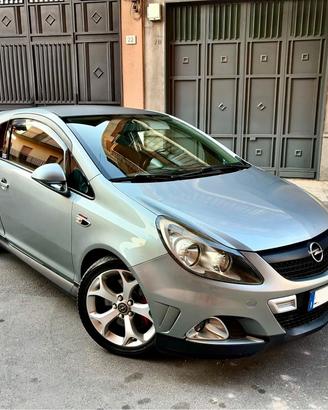 Opel Corsa 1.6 T OPC 220cv 16V 3 porte GSI