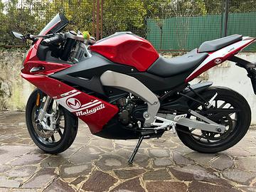 Moto malaguti rst 125