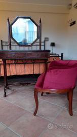 CONSOLLE TRUCCO CON POLTRONCINA