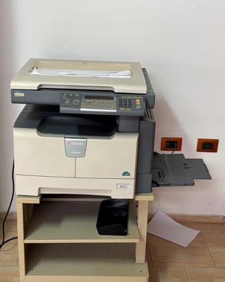 Fotocopiatrice-stampante TOSHIBA seminuova