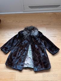 Pelliccia visone con collo di volpe