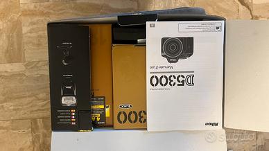 Macchina foto Nikon 5300+ obiettivo 18-105