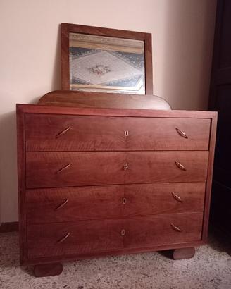 Comò restaurato in legno di abete e piano in marmo
