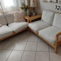 DIVANI E TAVOLINO