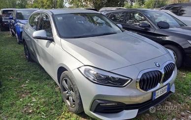 Bmw 116 116d 5p. Business Advantage