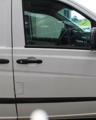 PORTIERA ANTERIORE DESTRA MERCEDES Vito W639 2° S