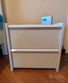 2 Comodini  con cassetti come nuovi
