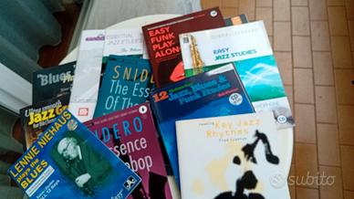 Libri sax , red tenore, leggio