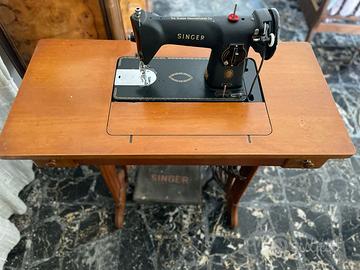 Macchina per cucire Singer anni 90’