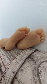 Modello piedi bambina in silicone
