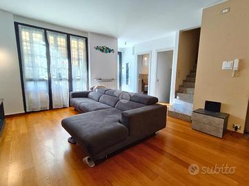 VILLA A SCHIERA A DALMINE