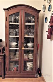 Vetrina cristalliera stile classico